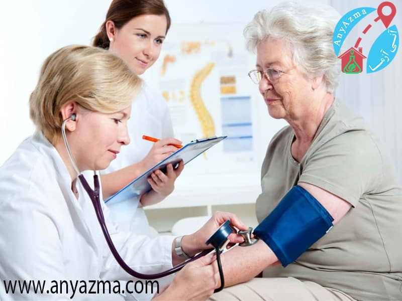 اندازه گیری فشار خون طبق لیست چکاپ آزمایش سالمندان
