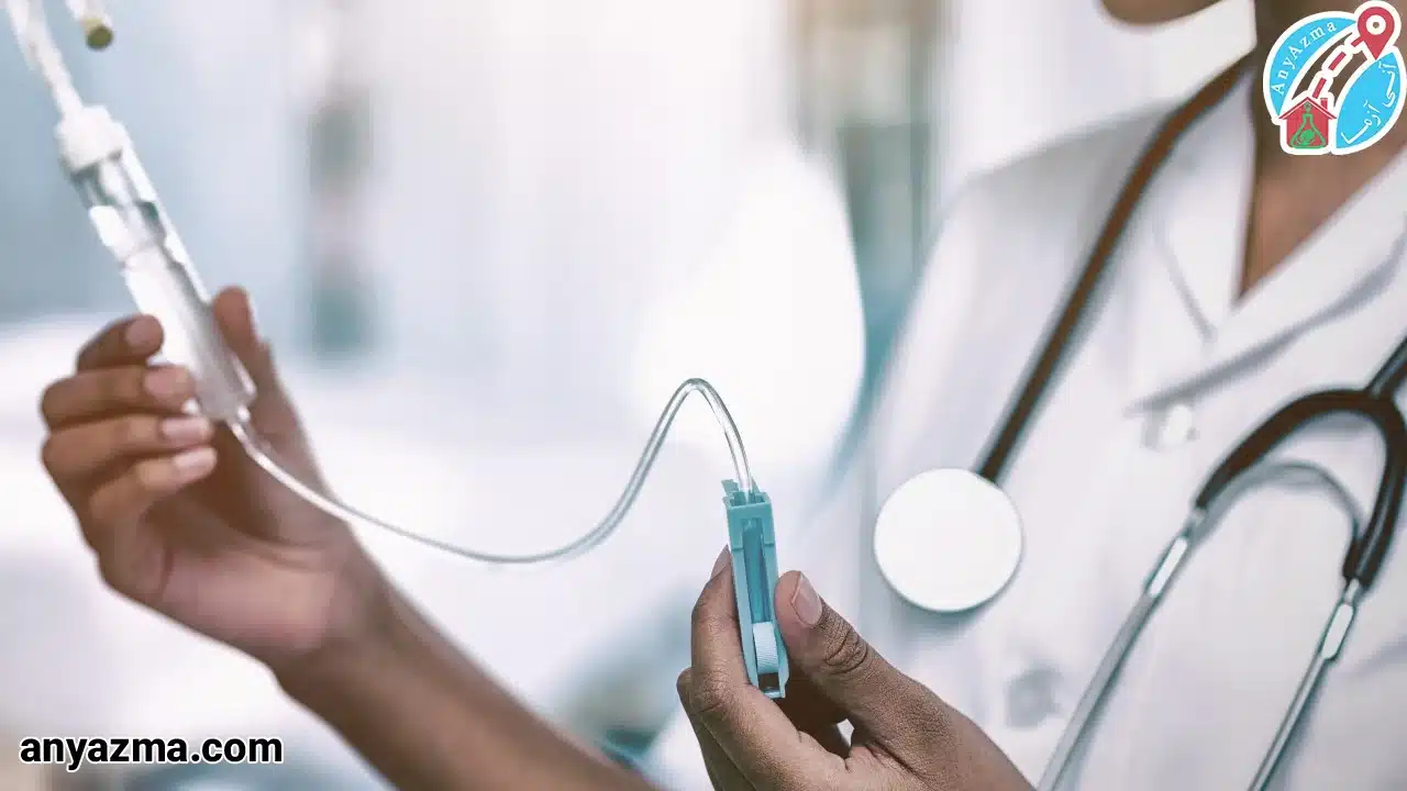 مانند هر داروی قدرتمند، سفتریاکسون می‌تواند عوارضی داشته باشد.