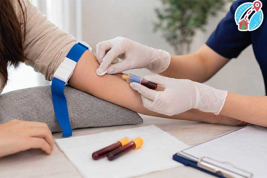 نمونهگیری خون برای بررسی سریالی آزمایش بتا hCG
